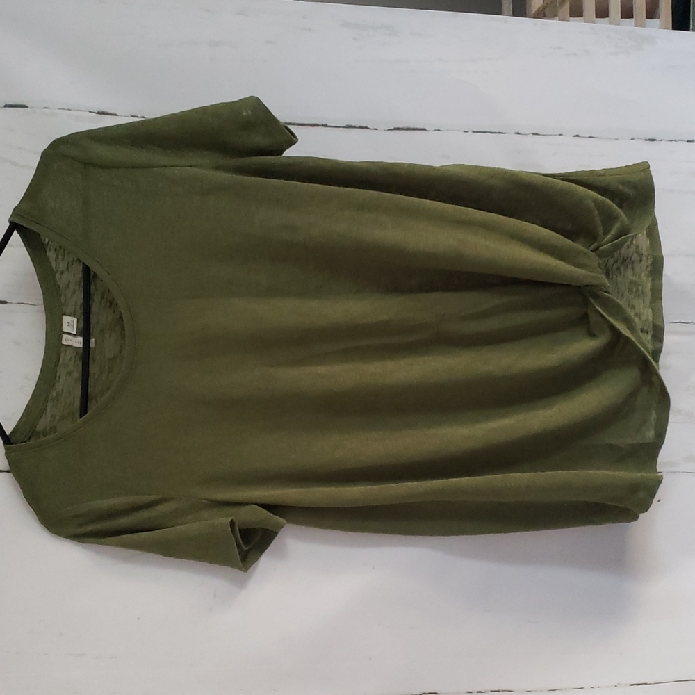 Women's Olive Short Sleeve Knot-Front Tee